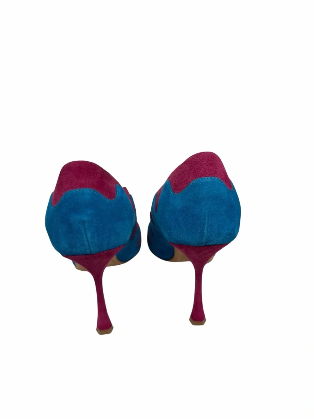 Manolo Blahnik Blue Purple Suede Ulderica Pumps